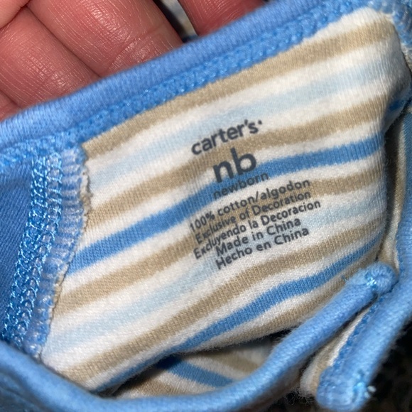 Carters newborn onesie - Picture 3 of 3